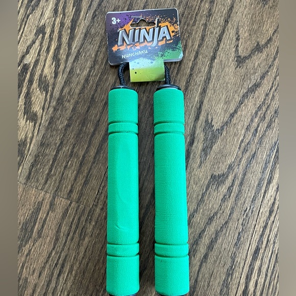 Brand New Kids Nunchucks - Picture 1 of 2